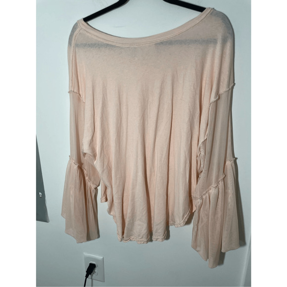 Free People Tee Shirt Still Got It Lagen Look  Bell Sleeve Baby Pink Top - Picture 8 of 8